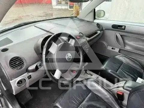 2003 Volkswagen BEETLE