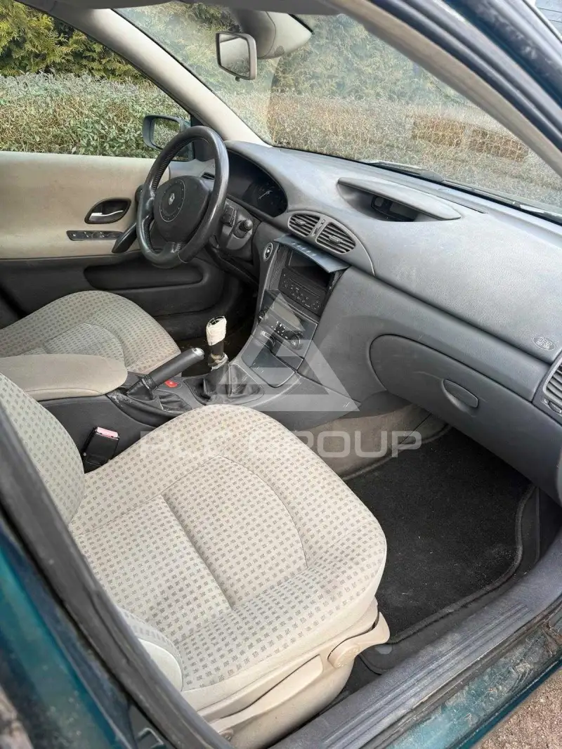 2003 Renault Laguna
