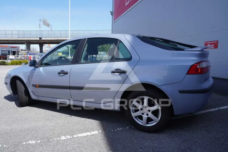2003 Renault Laguna