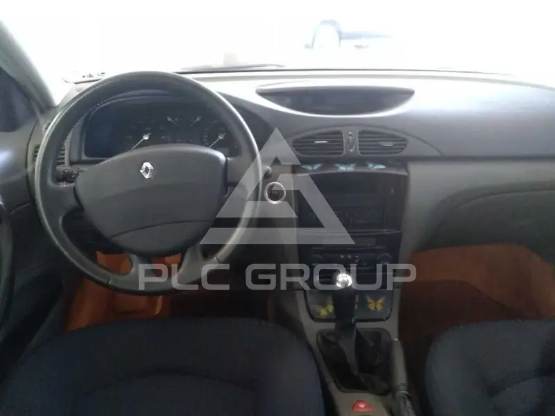 2003 Renault Laguna