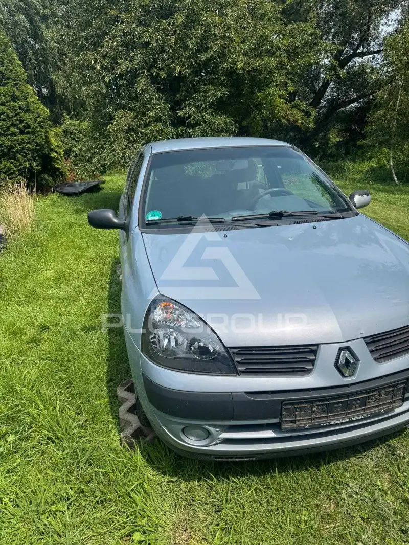 2003 Renault Clio
