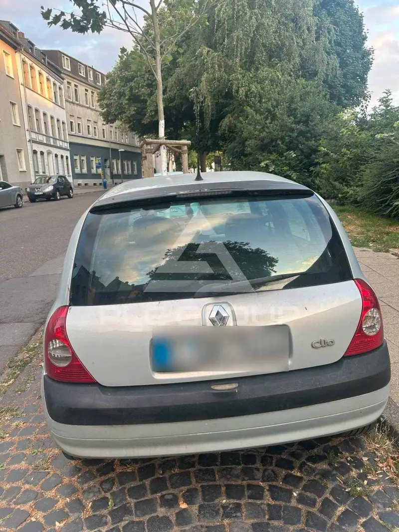 2003 Renault Clio