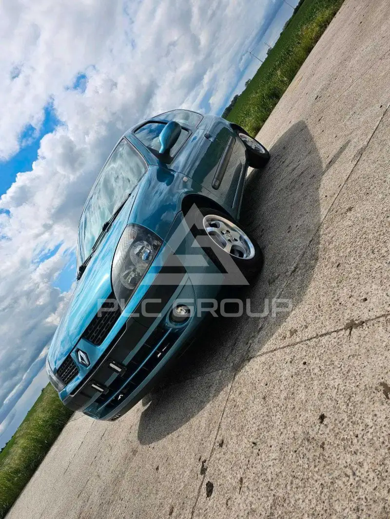2003 Renault Clio