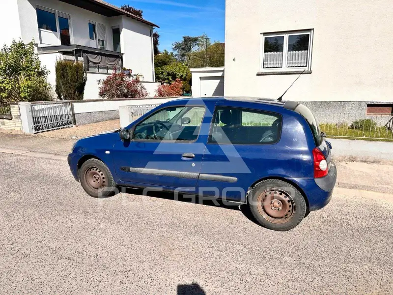 2003 Renault Clio