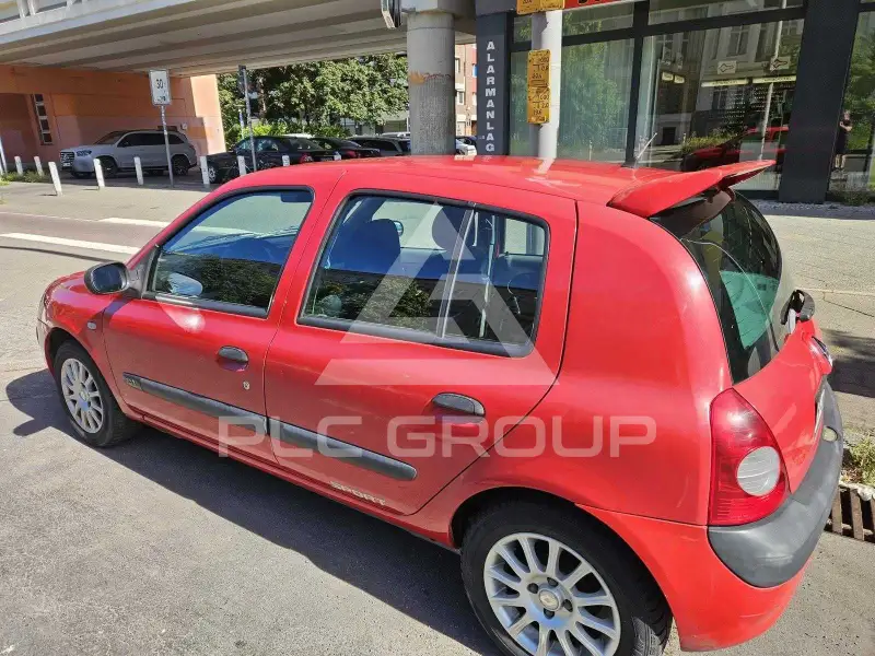 2003 Renault Clio