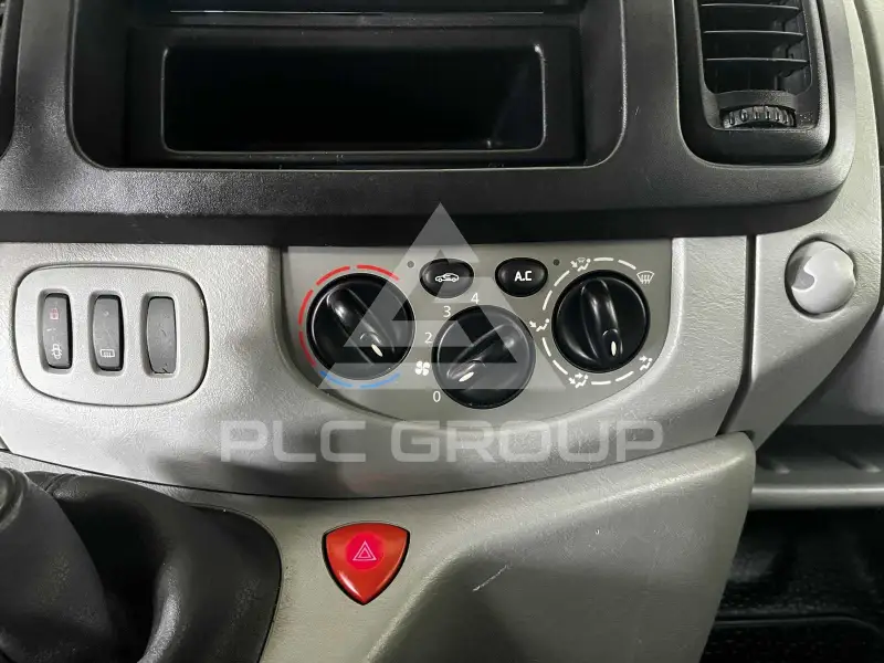 2003 Renault Trafic