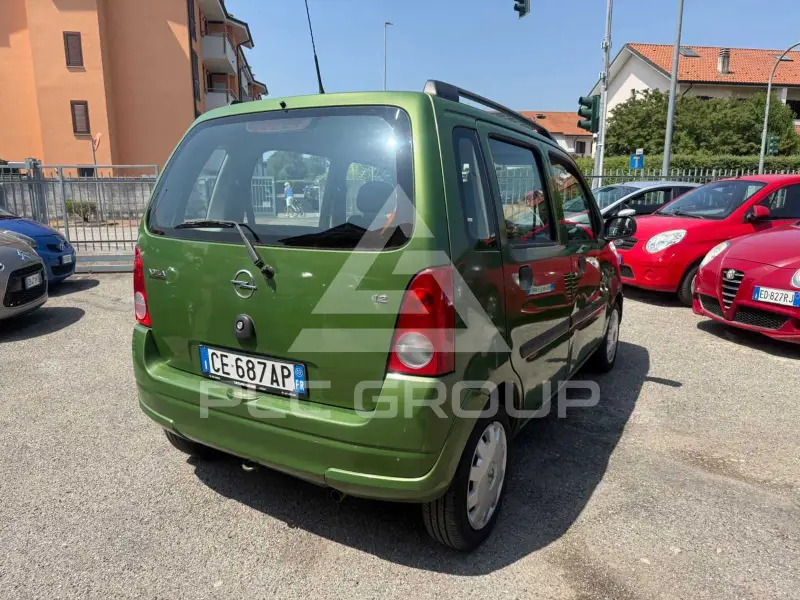 2003 Opel AGILA