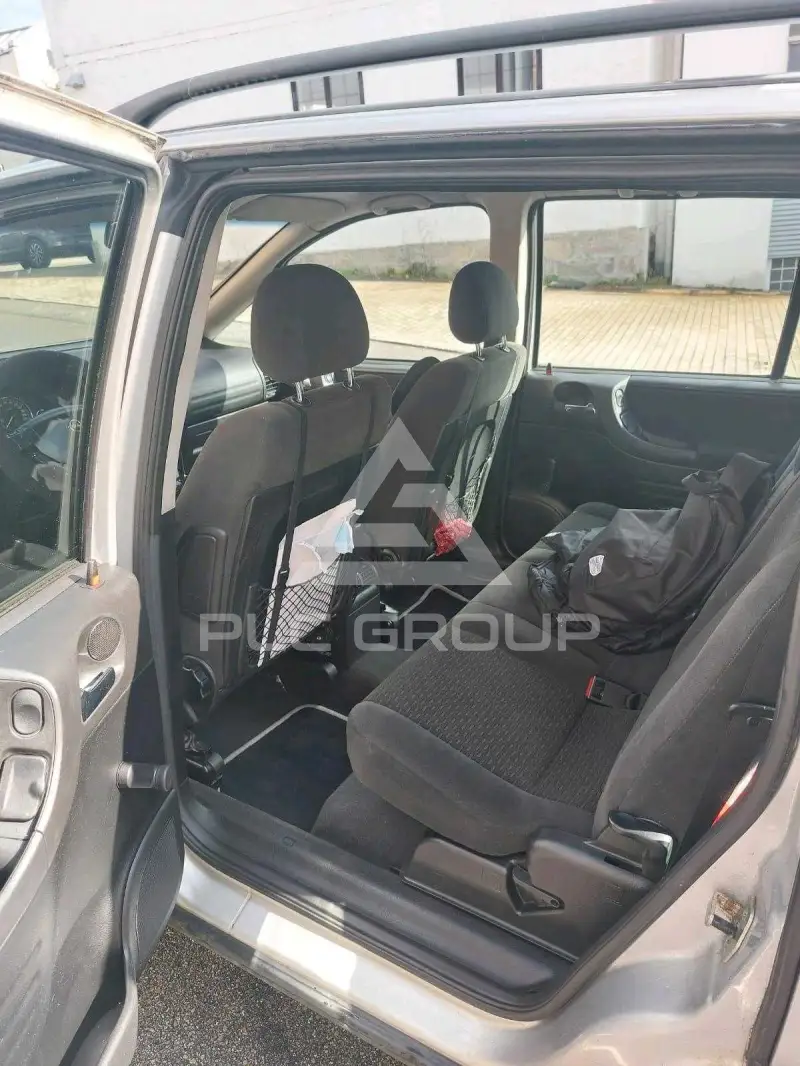 2003 Opel ZAFIRA