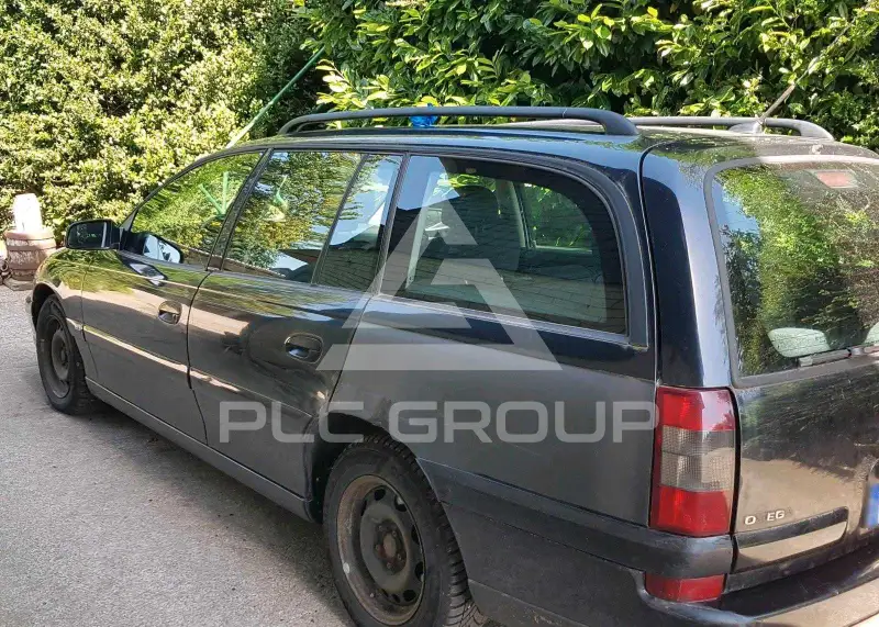 2003 Opel Omega