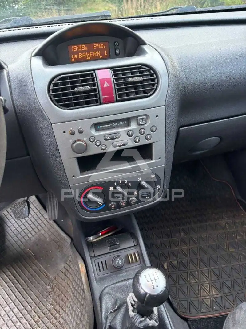 2003 Opel Corsa