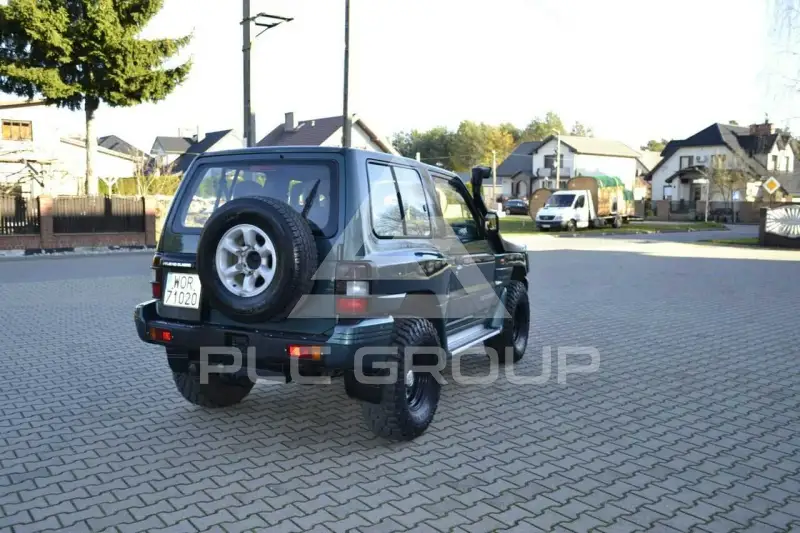 2004 Mitsubishi PAJARO