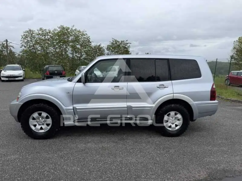 2004 Mitsubishi PAJARO