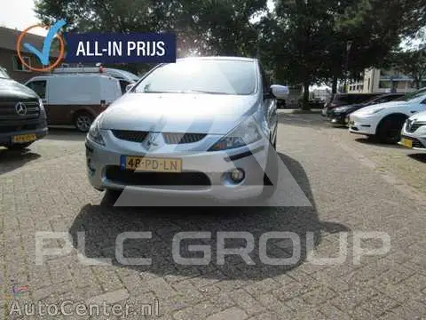 2004 Mitsubishi Grandis