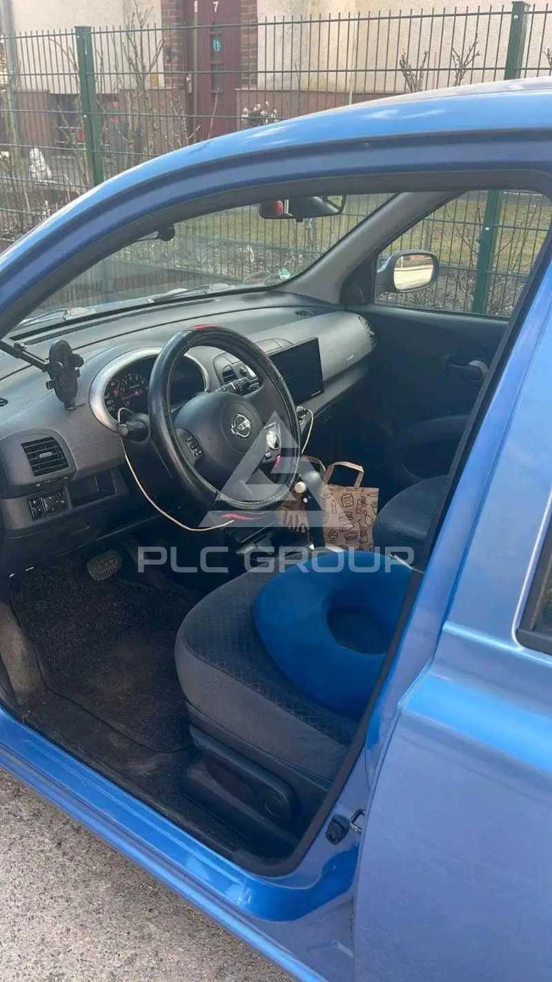 2004 Nissan MICRA