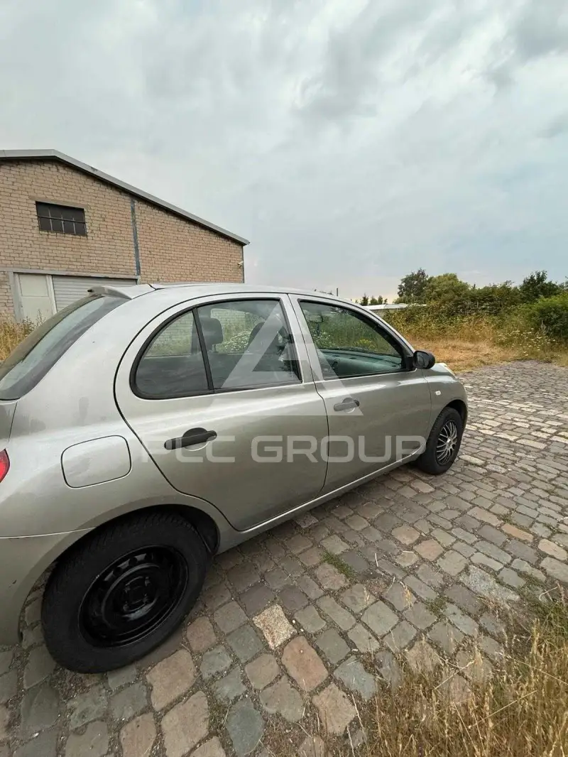 2004 Nissan MICRA