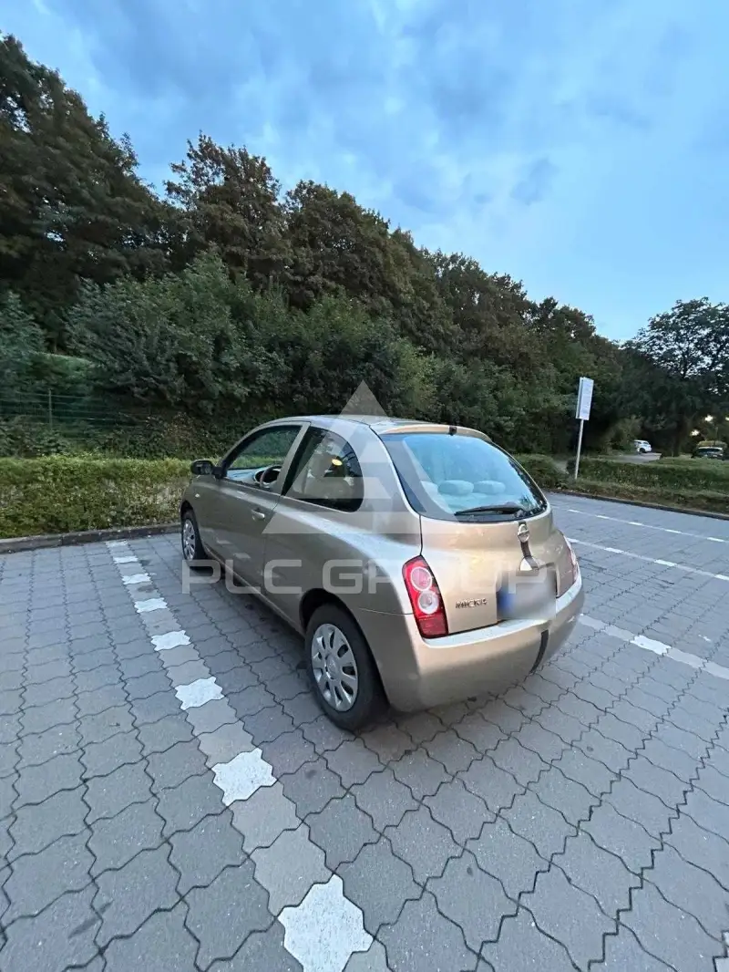 2004 Nissan MICRA
