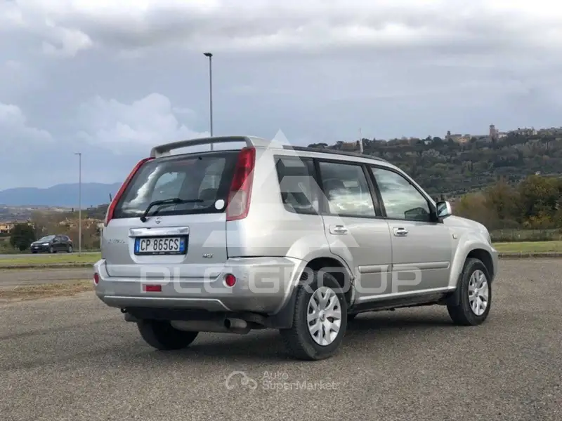 2004 Nissan X-TRAIL