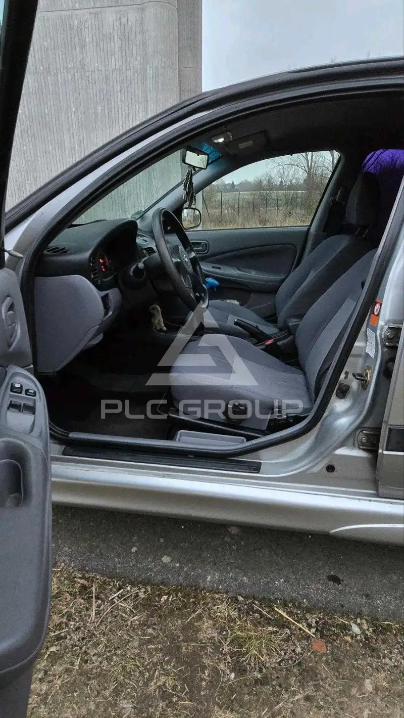 2004 Nissan ALMERA