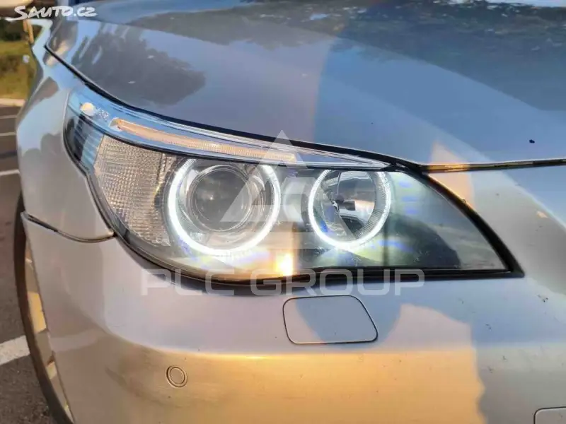 2004 BMW 523