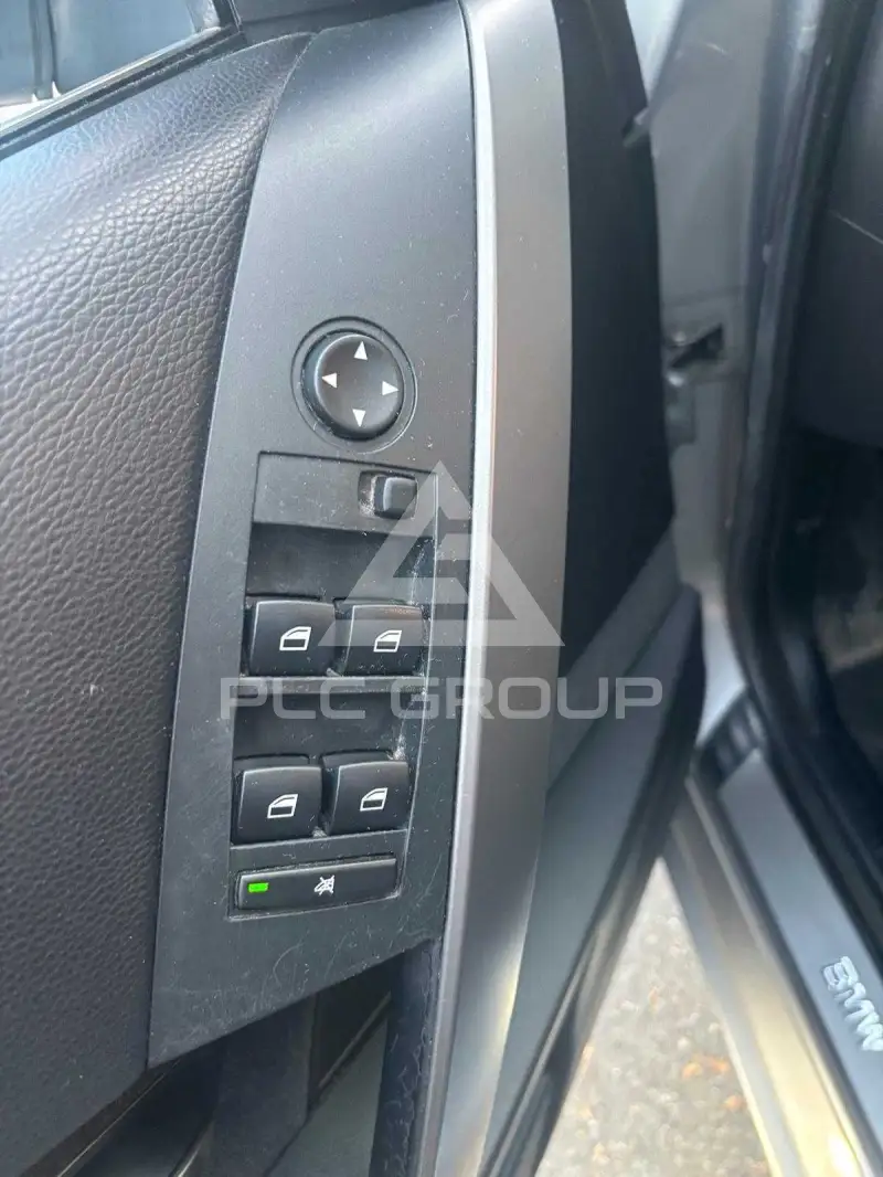 2004 BMW 523