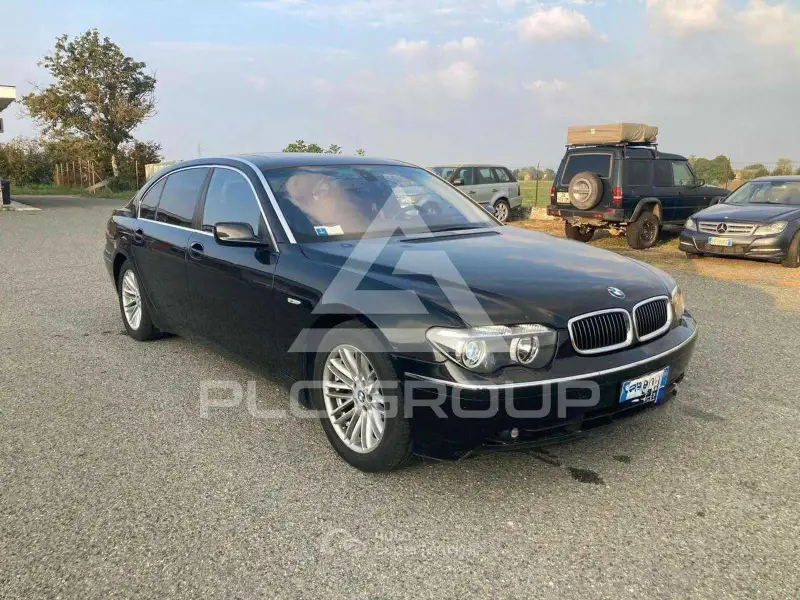 2004 BMW 7 Series