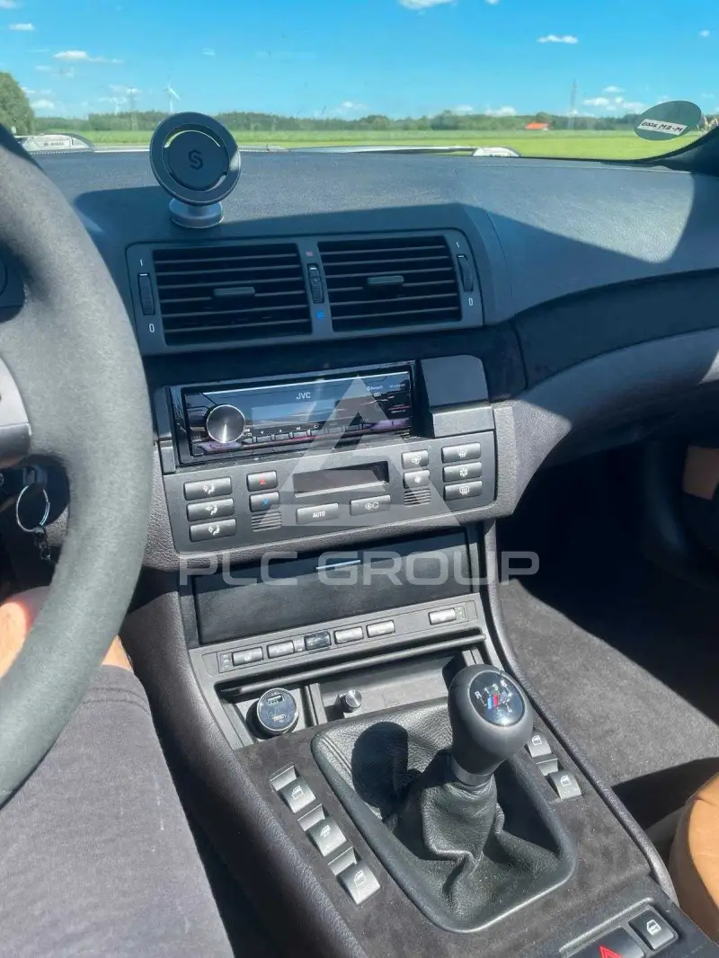 2004 BMW 330