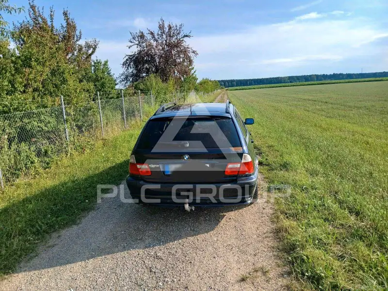 2004 BMW 330
