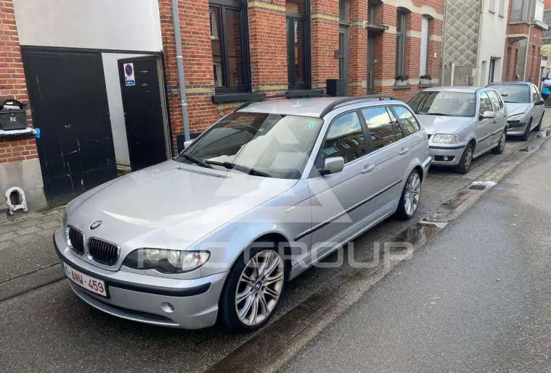 2004 BMW 330