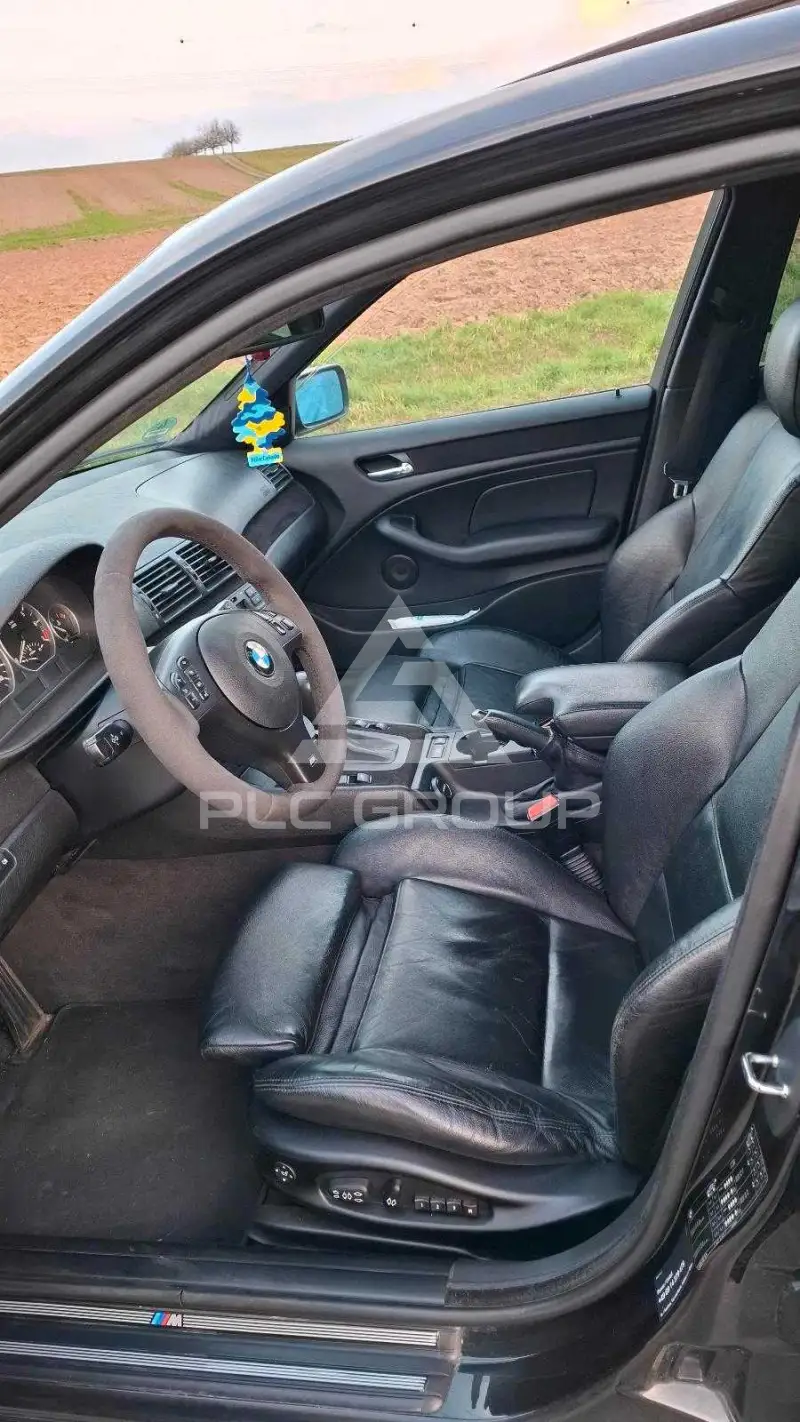 2004 BMW 330