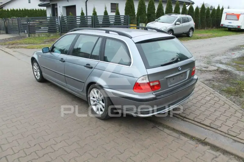2004 BMW 330