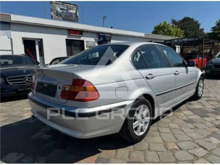 2004 BMW 330