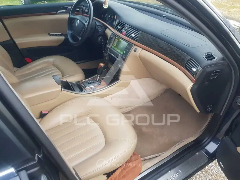2004 Lancia Thesis