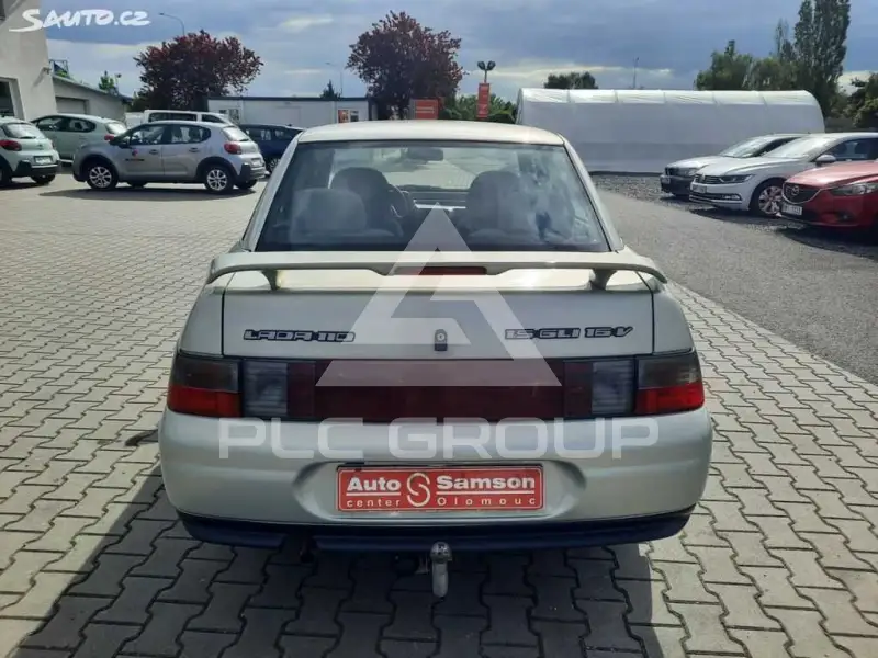 2004 Lada 100