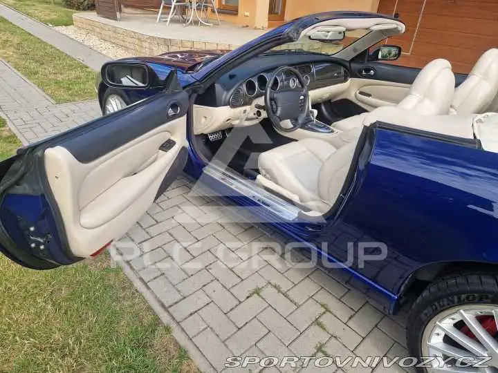2004 Jaguar XKR