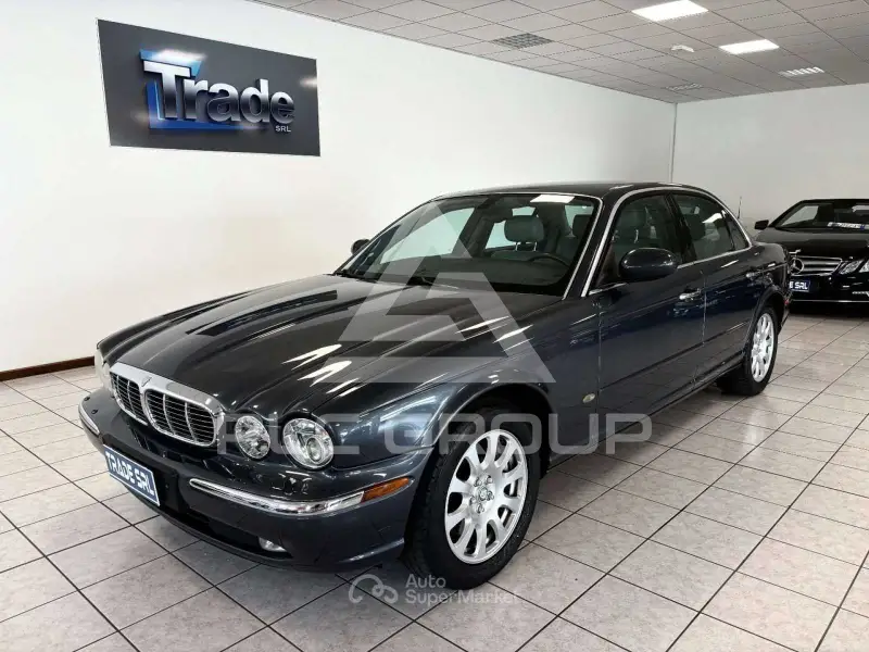 2004 Jaguar XJ