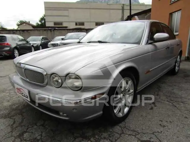 2004 Jaguar XJ