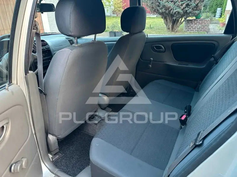 2004 Suzuki Alto