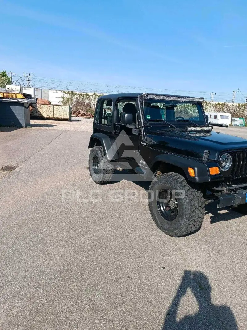2004 Jeep WRANGLER