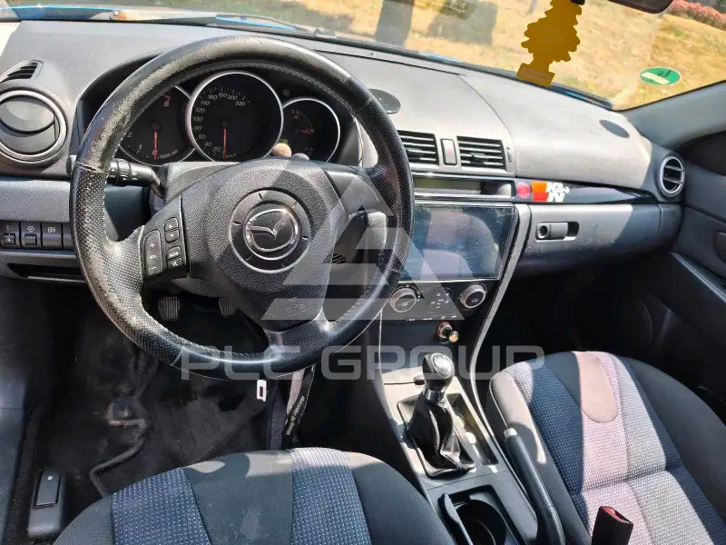 2004 Mazda 3