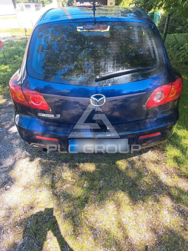 2004 Mazda 3
