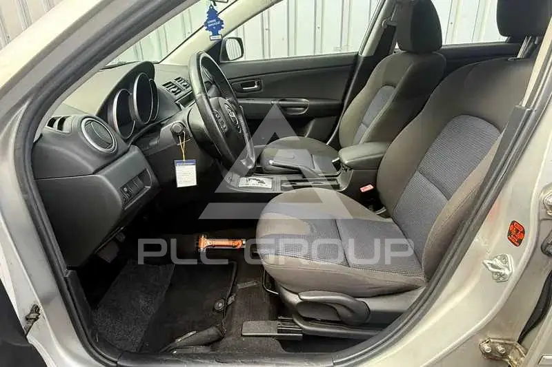 2004 Mazda 3
