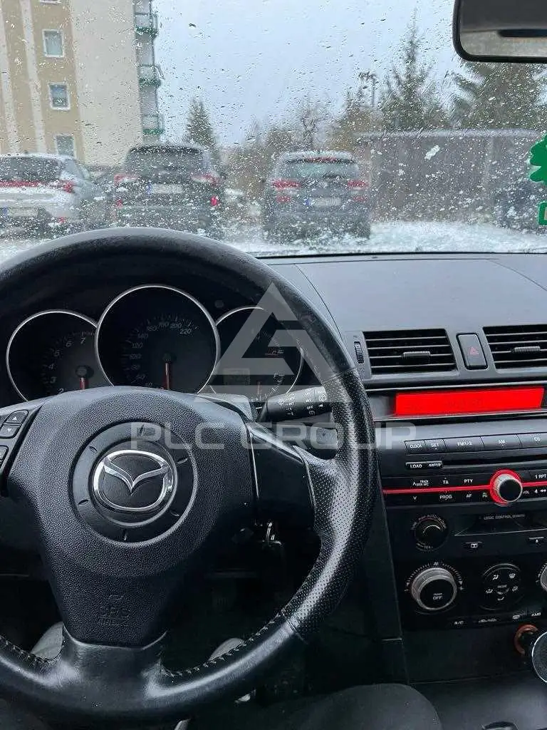 2004 Mazda 3