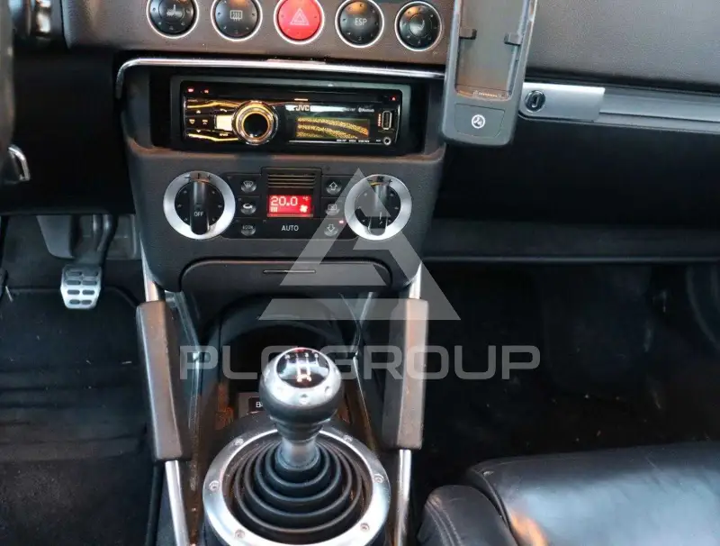 2004 Audi TT