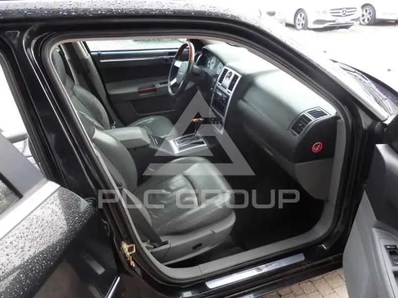 2004 Chrysler 300