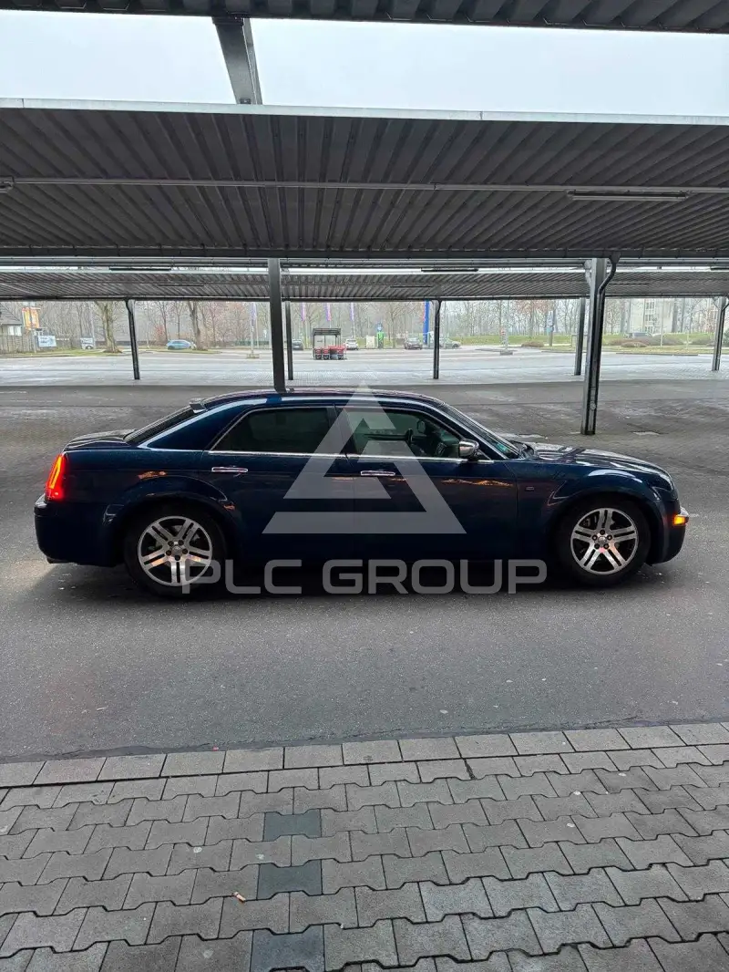 2004 Chrysler 300