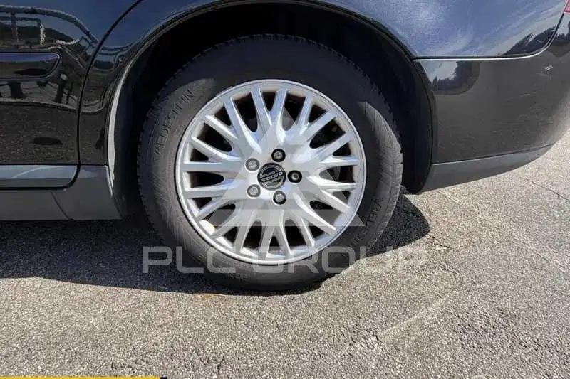 2004 Volvo V50