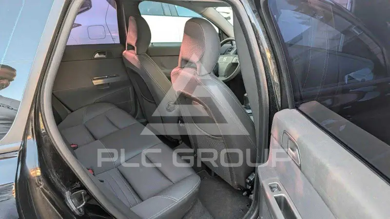 2004 Volvo V50