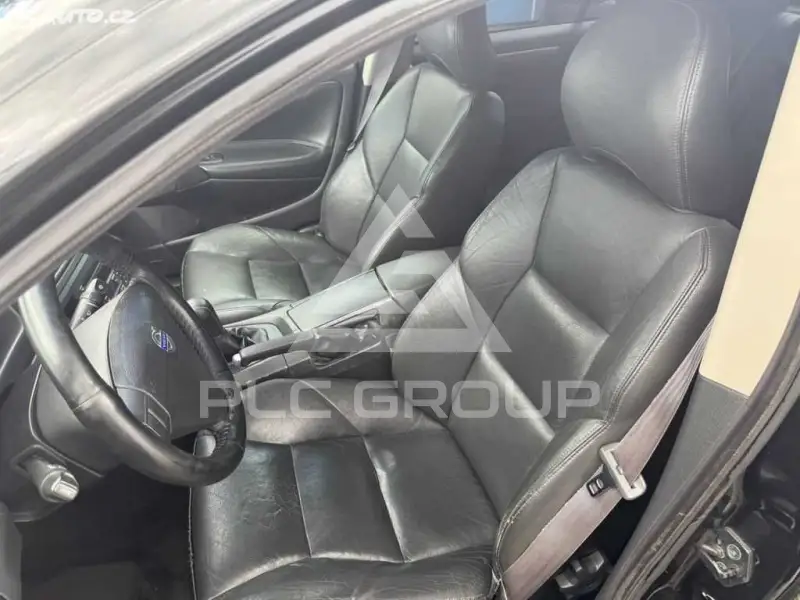 2004 Volvo S60