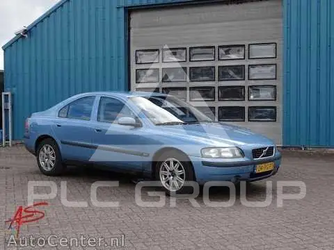 2004 Volvo S60