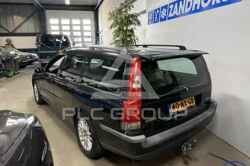 2004 Volvo V70